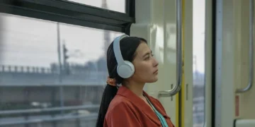 Bolehkah Sekali Saja Kumenangis