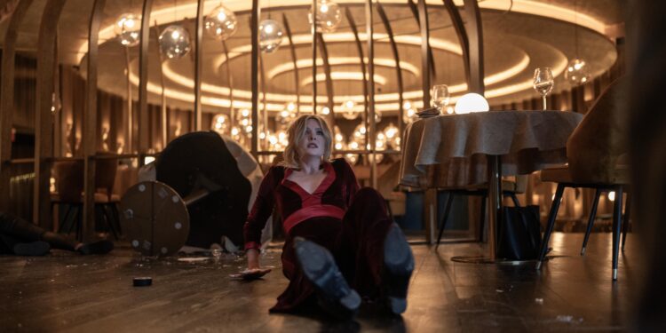 DROP (2025) Niatnya Kencan Malah Berujung Ancaman